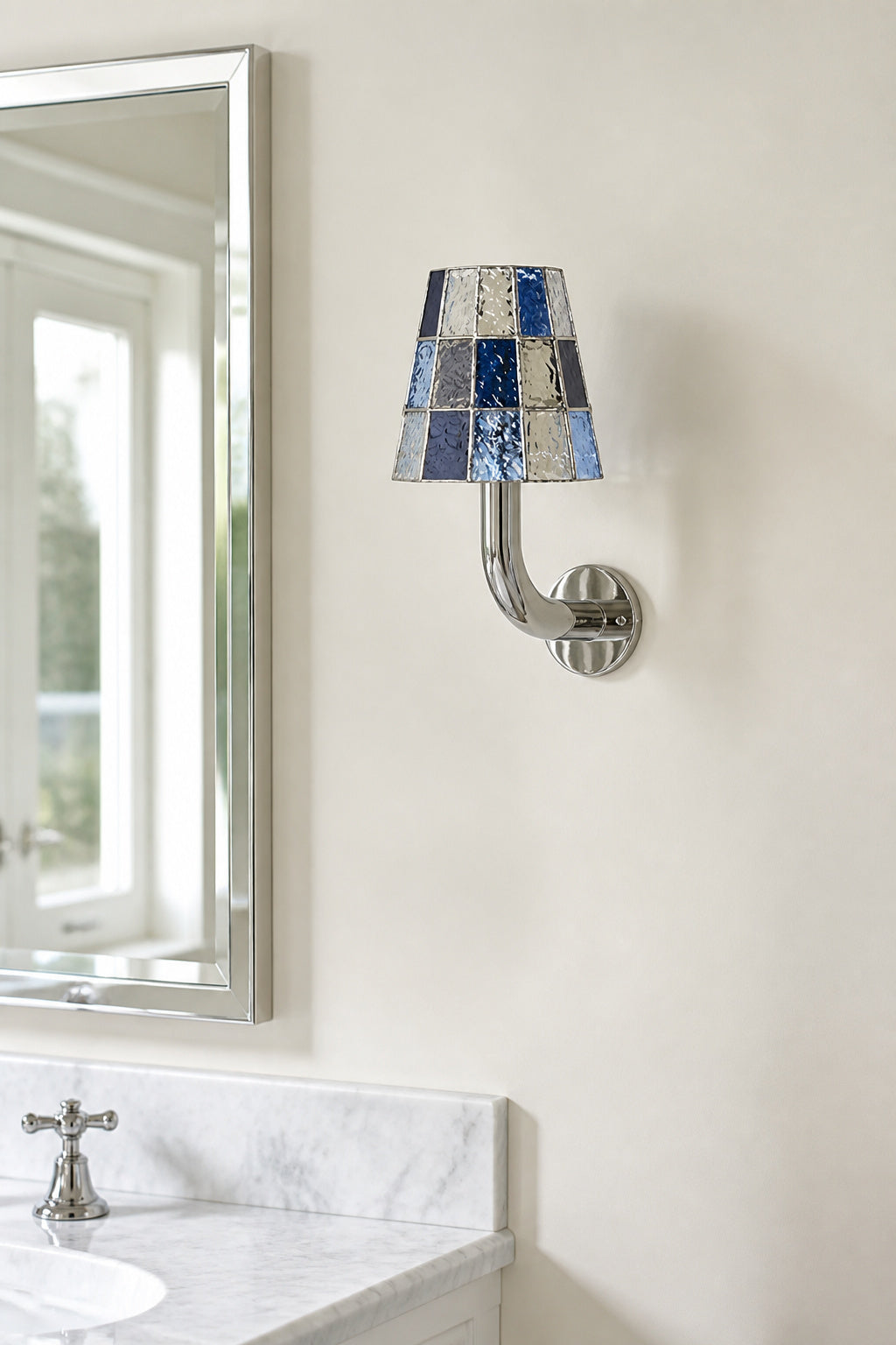 
Mosaic Glow Textured Glass Long-Arm Wall Sconce